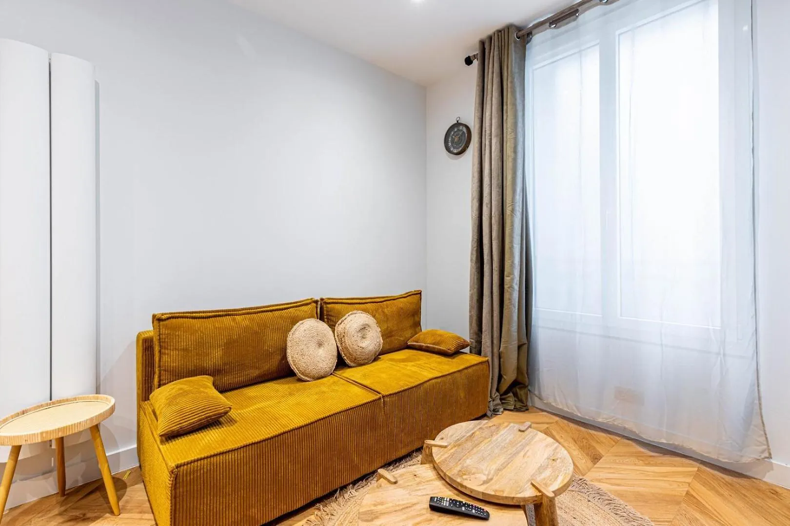 Guestready - Tranquil Gem, Steps From The Metro Apartment Paris