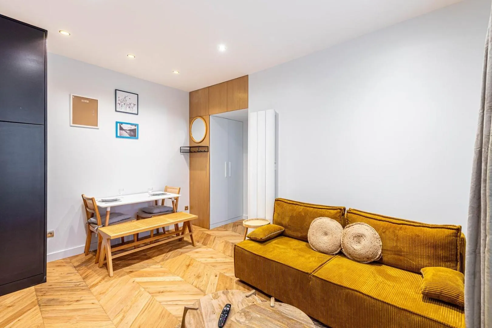 Guestready - Tranquil Gem, Steps From The Metro Daire Paris 0*,  Fransa